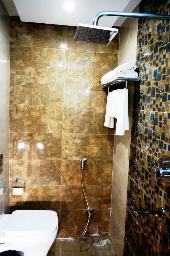 Hotel Shivoy Grand Varanasi Eksteriør billede