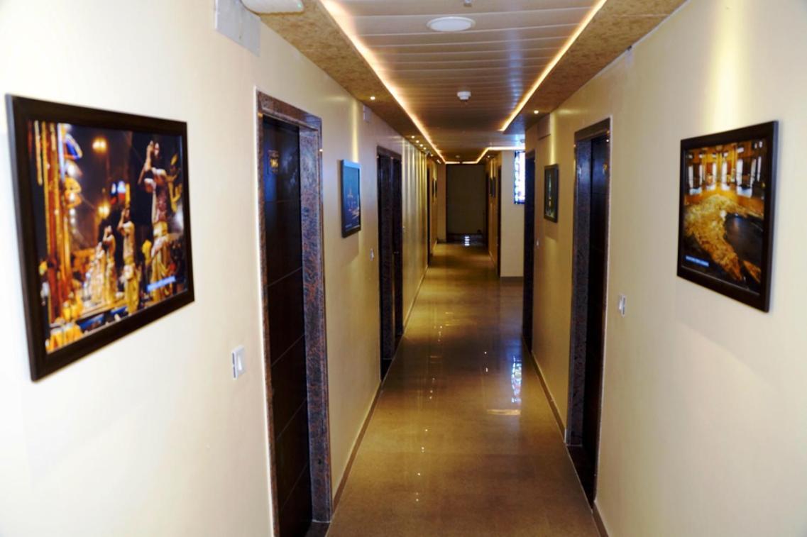 Hotel Shivoy Grand Varanasi Eksteriør billede