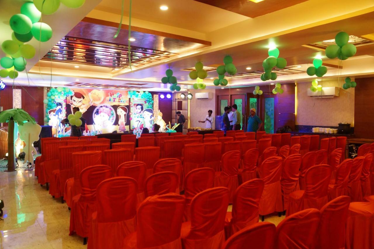 Hotel Shivoy Grand Varanasi Eksteriør billede