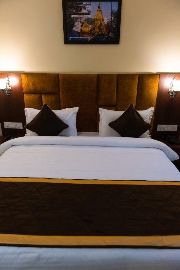 Hotel Shivoy Grand Varanasi Eksteriør billede