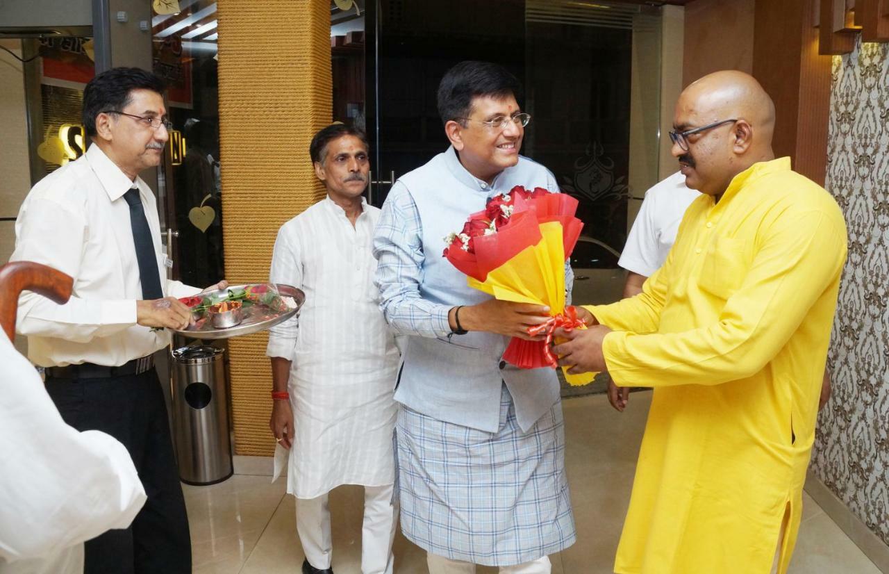 Hotel Shivoy Grand Varanasi Eksteriør billede