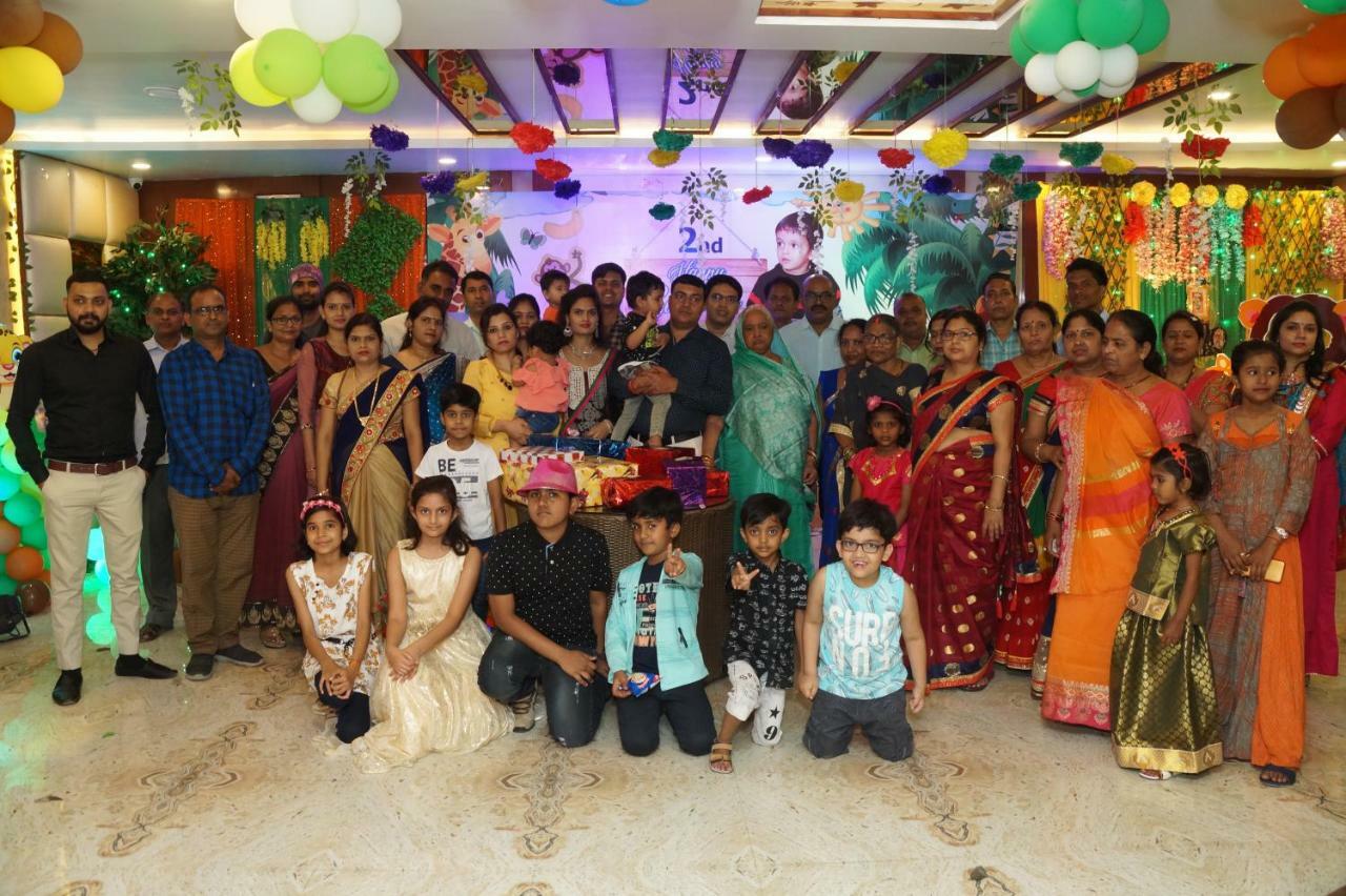 Hotel Shivoy Grand Varanasi Eksteriør billede