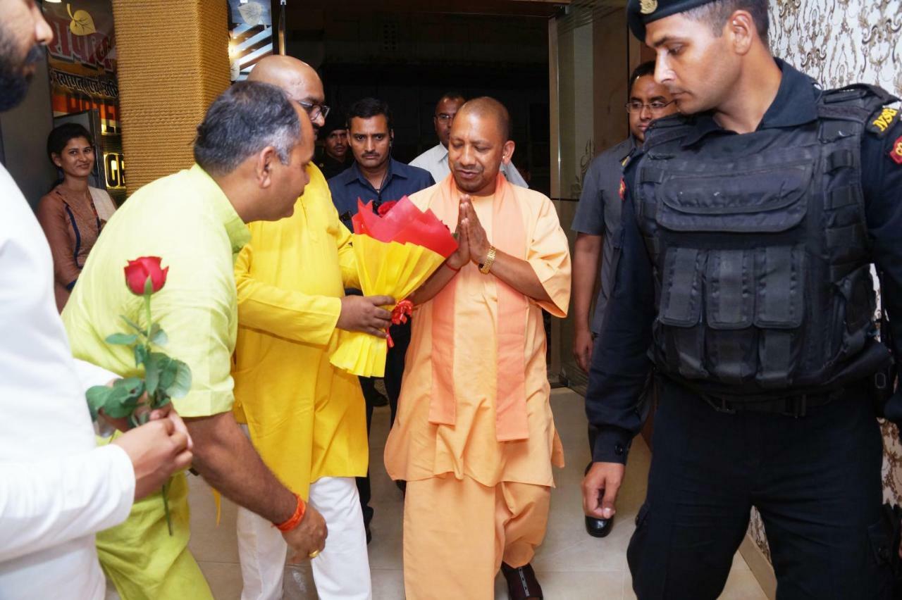 Hotel Shivoy Grand Varanasi Eksteriør billede